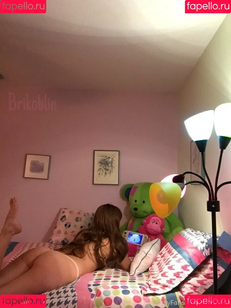 brikoblin Onlyfans Photo Gallery 