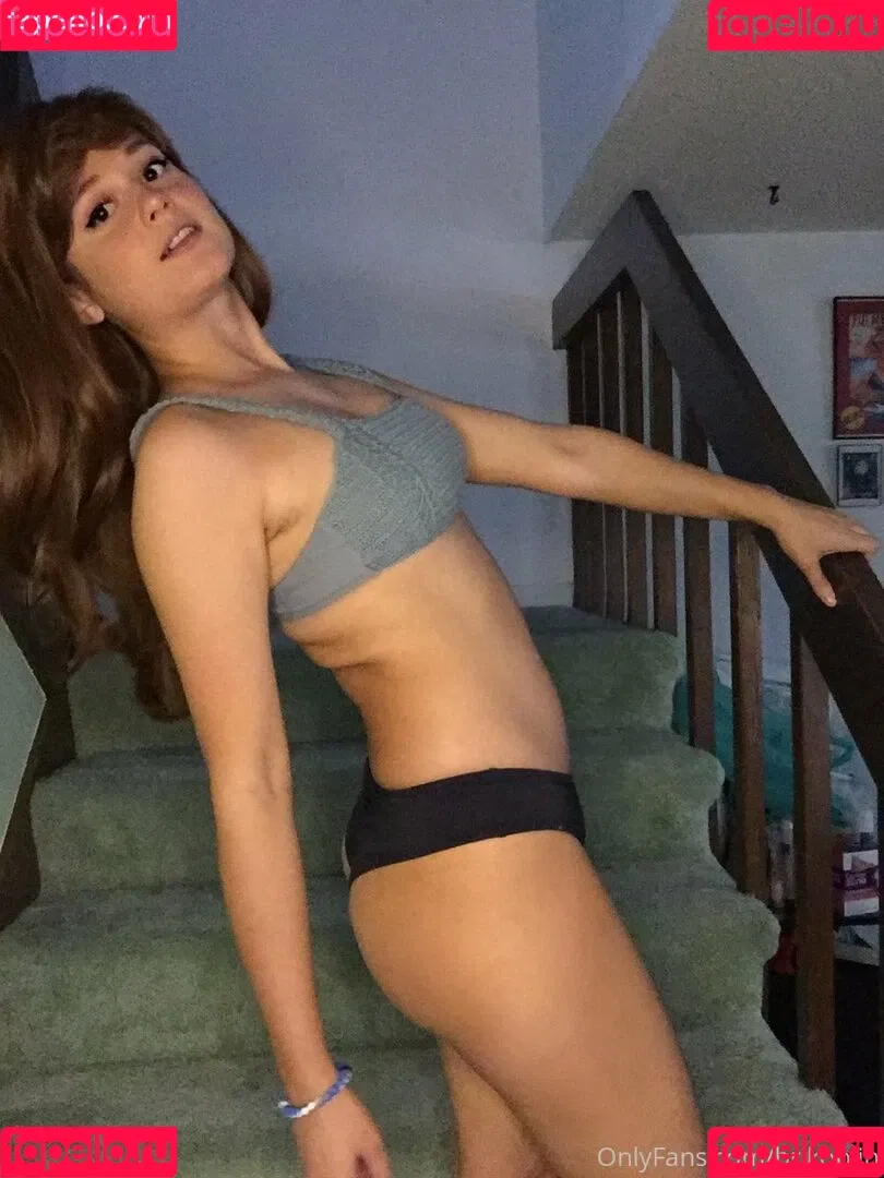 brikoblin Onlyfans Photo Gallery 