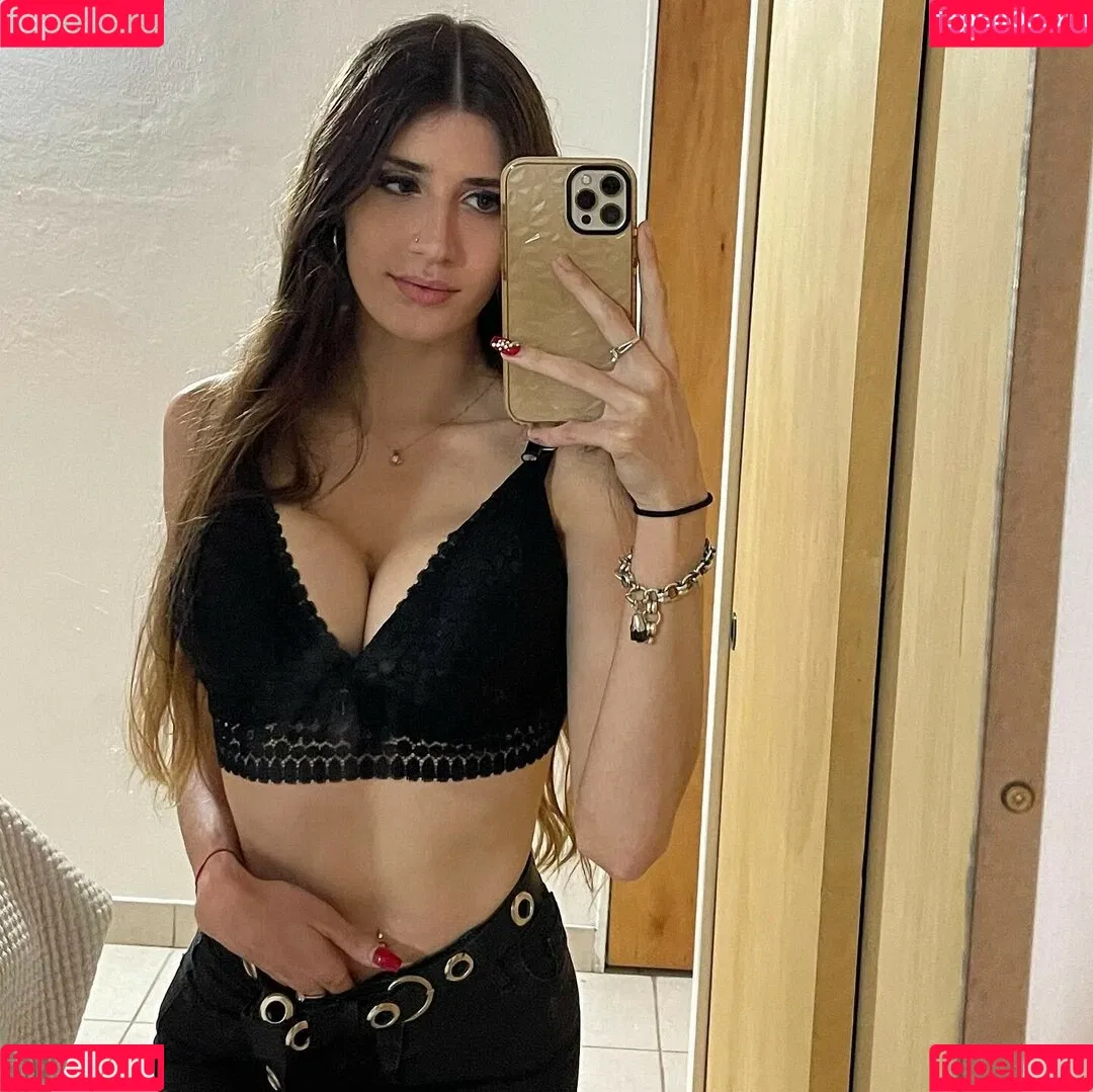 Candela Piani Onlyfans Photo Gallery 