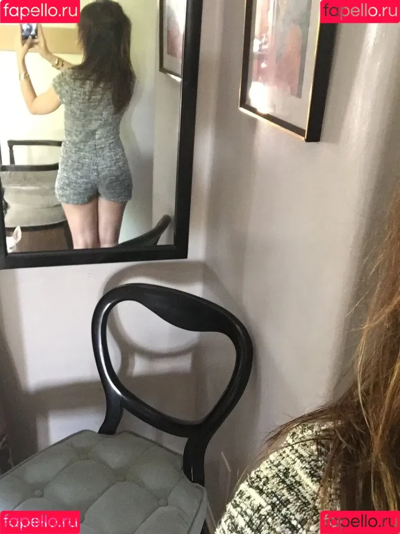 Natasha Leggero Onlyfans Photo Gallery 