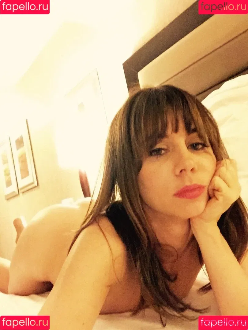 Natasha Leggero Onlyfans Photo Gallery 