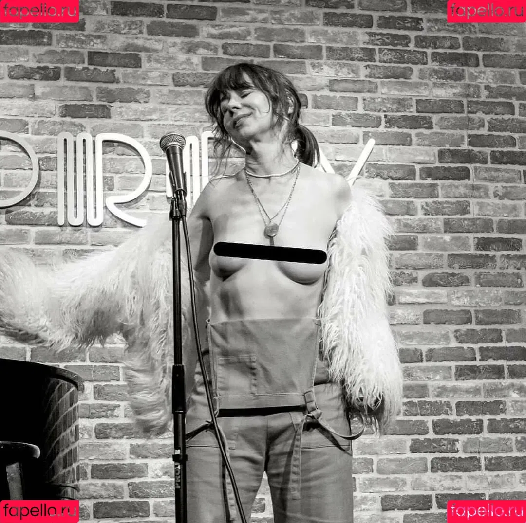 Natasha Leggero Onlyfans Photo Gallery 