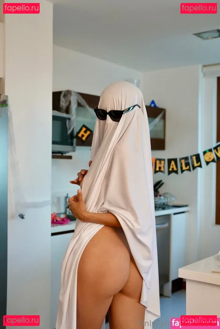 Zarias Onlyfans Photo Gallery 