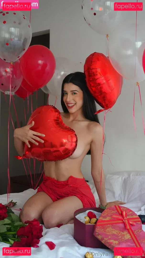 Zarias Onlyfans Photo Gallery 