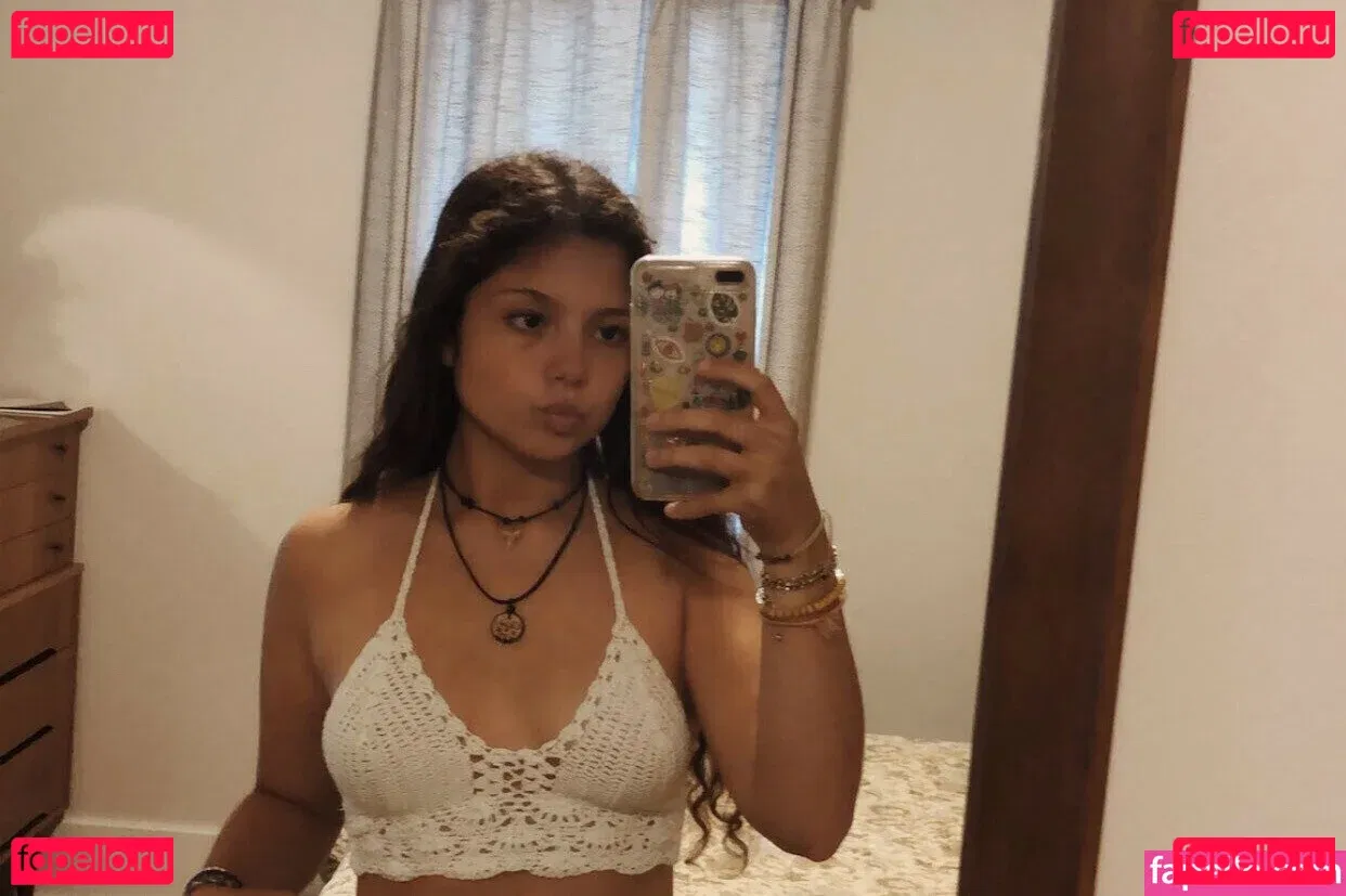 Chloe Forero Onlyfans Photo Gallery 