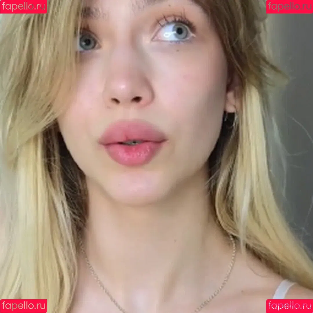 rainauge Onlyfans Photo Gallery 