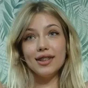 rainauge Onlyfans Photo Gallery 