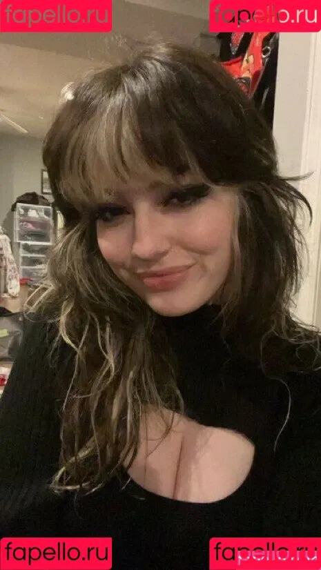 Waluiguigui Onlyfans Photo Gallery 
