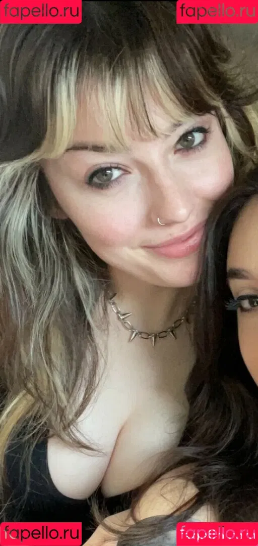 Waluiguigui Onlyfans Photo Gallery 