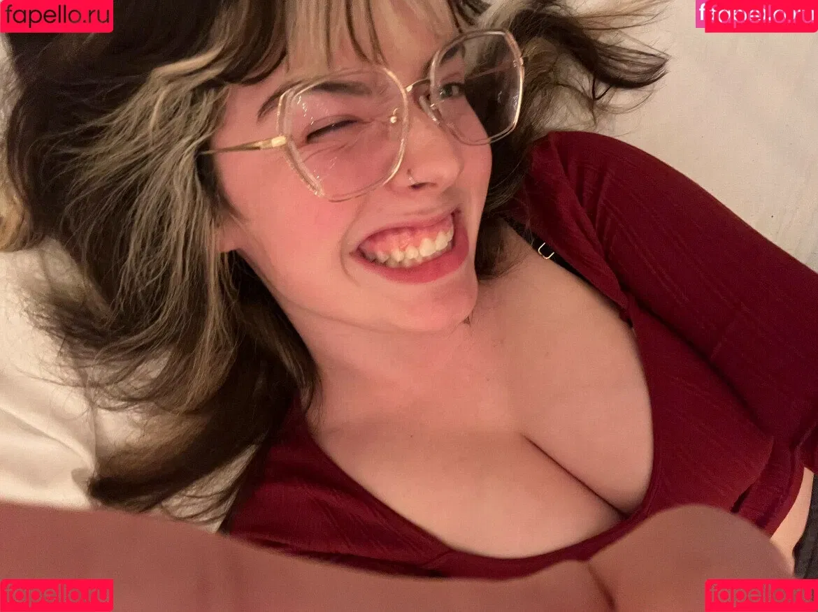 Waluiguigui Onlyfans Photo Gallery 