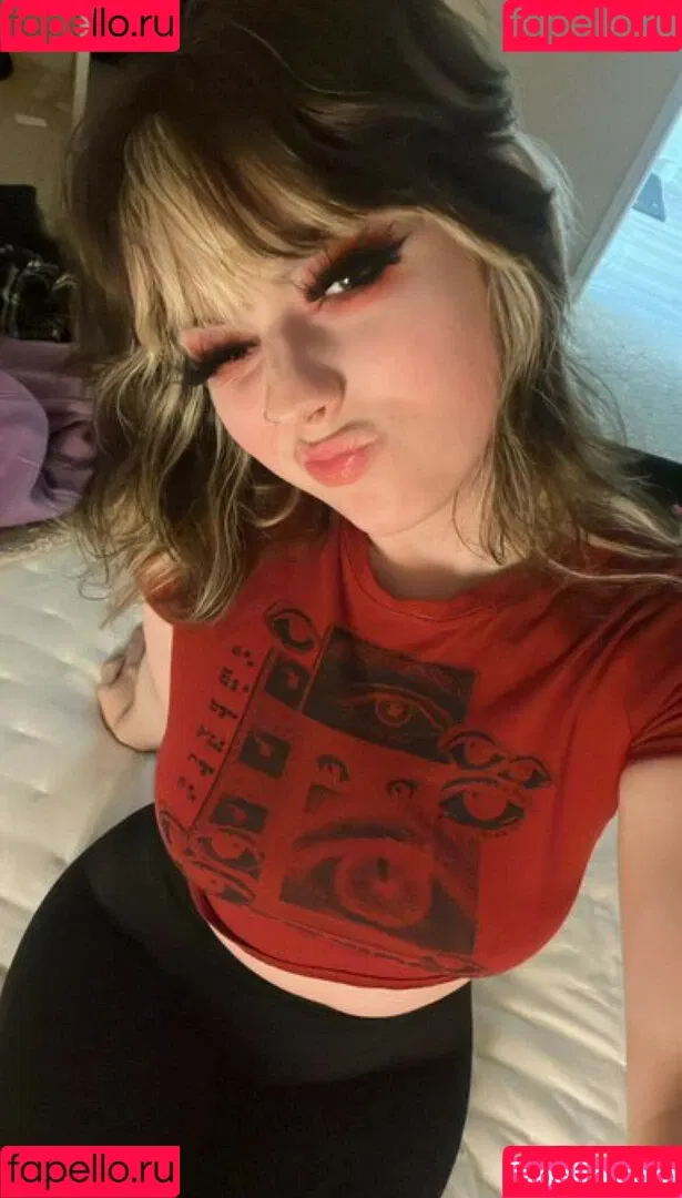 Waluiguigui Onlyfans Photo Gallery 