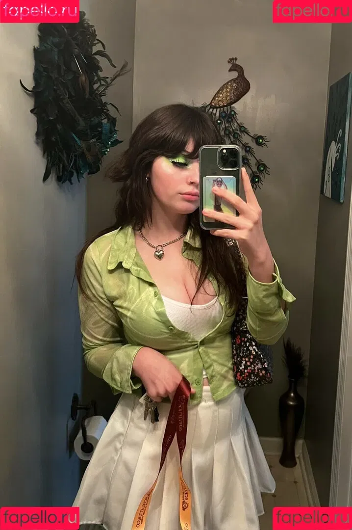 Waluiguigui Onlyfans Photo Gallery 
