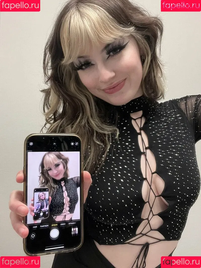 Waluiguigui Onlyfans Photo Gallery 