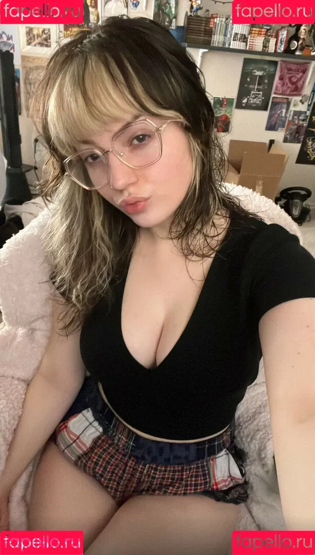 Waluiguigui Onlyfans Photo Gallery 