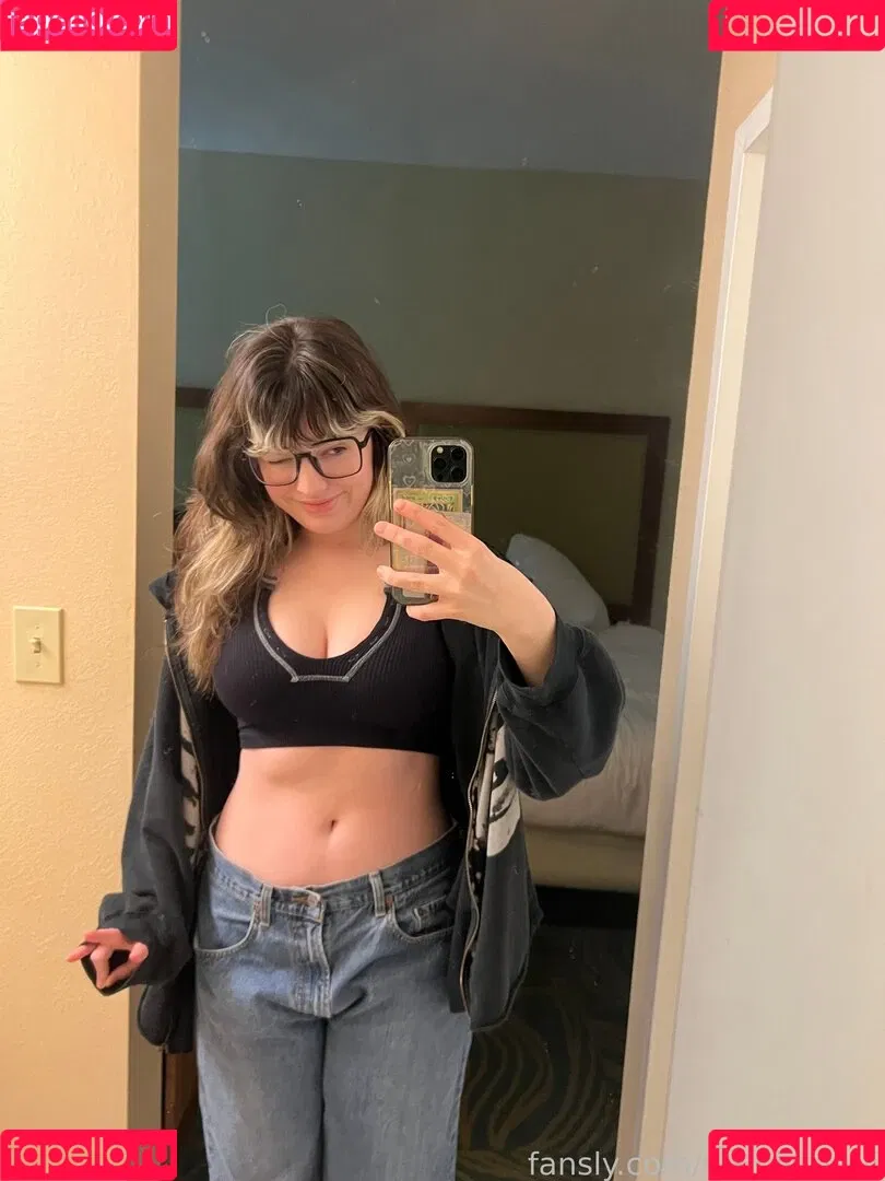 Waluiguigui Onlyfans Photo Gallery 