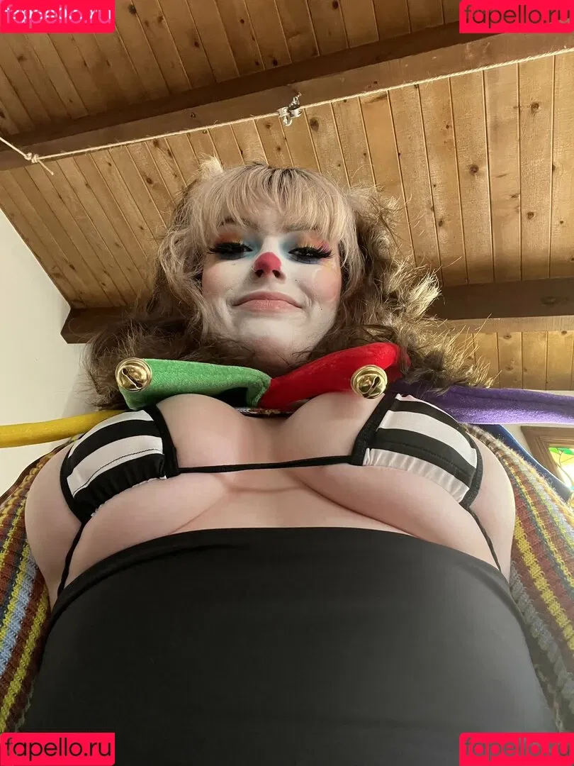Waluiguigui Onlyfans Photo Gallery 