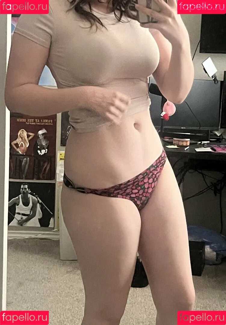 Waluiguigui Onlyfans Photo Gallery 
