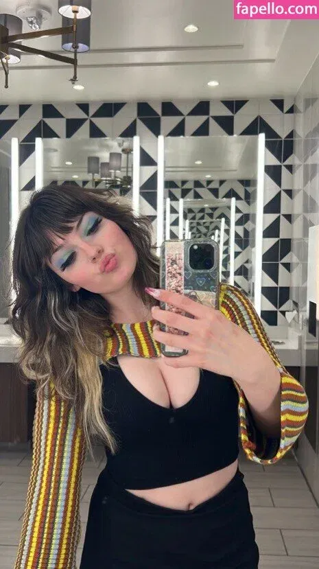 Waluiguigui Onlyfans Photo Gallery 