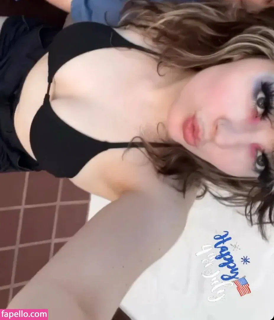 Waluiguigui Onlyfans Photo Gallery 