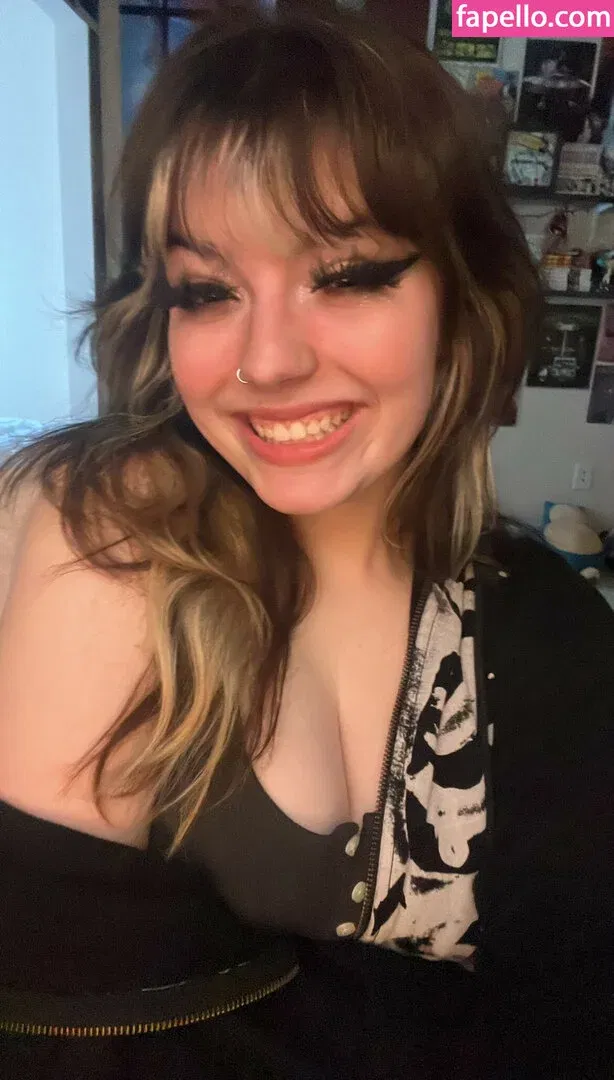 Waluiguigui Onlyfans Photo Gallery 