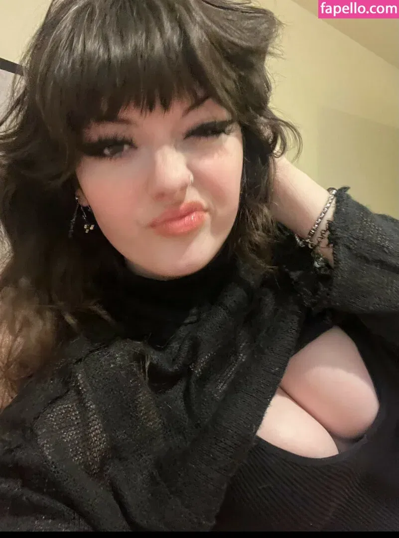 Waluiguigui Onlyfans Photo Gallery 