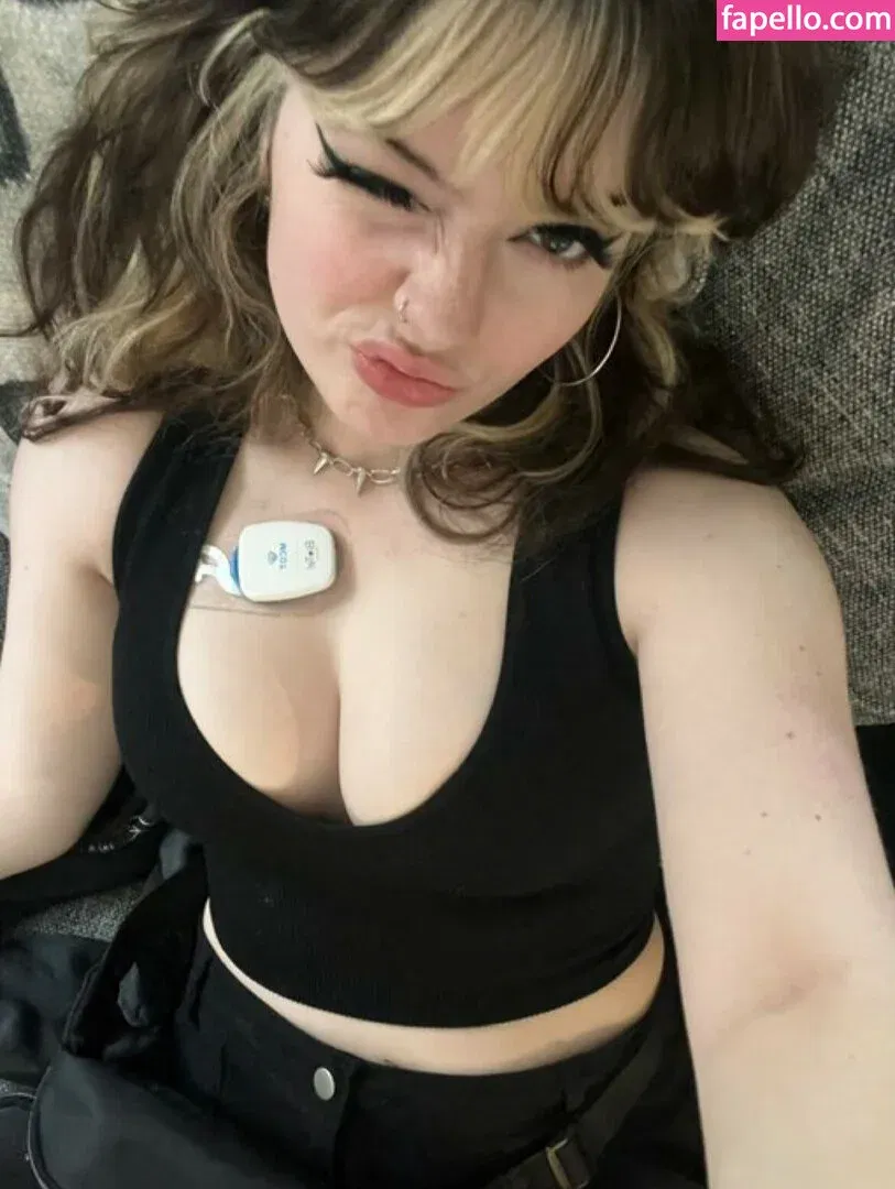 Waluiguigui Onlyfans Photo Gallery 