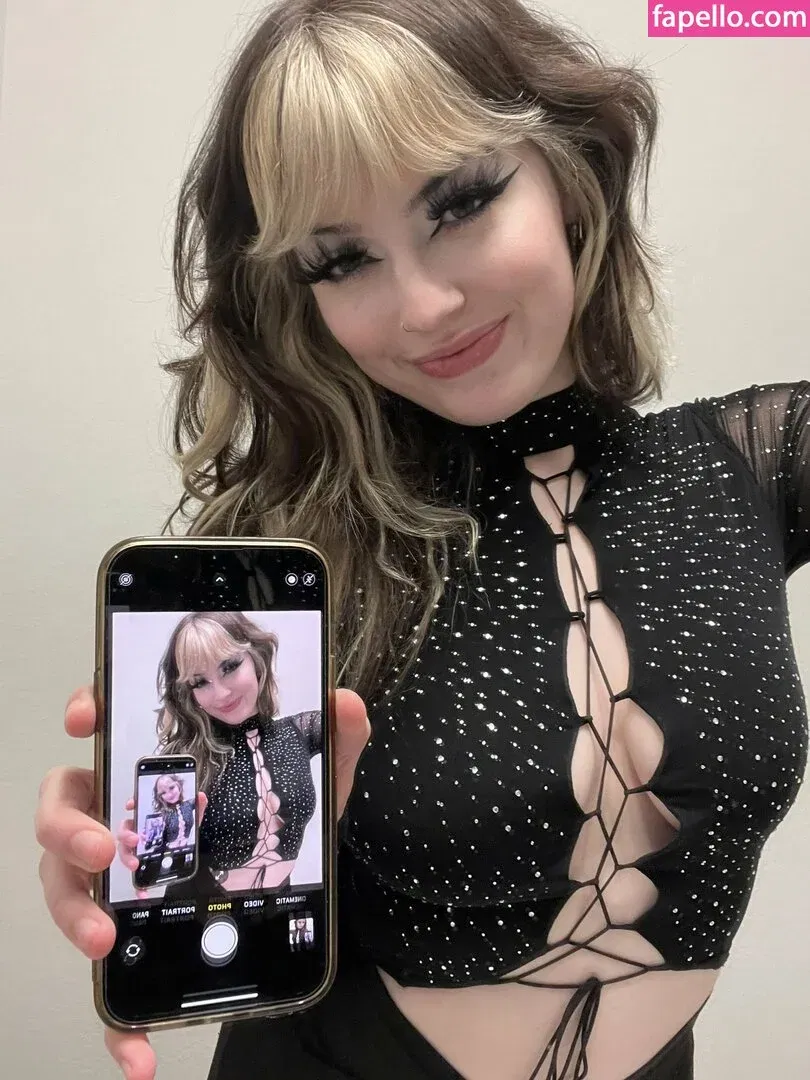 Waluiguigui Onlyfans Photo Gallery 