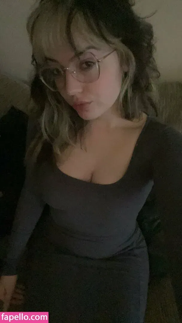 Waluiguigui Onlyfans Photo Gallery 