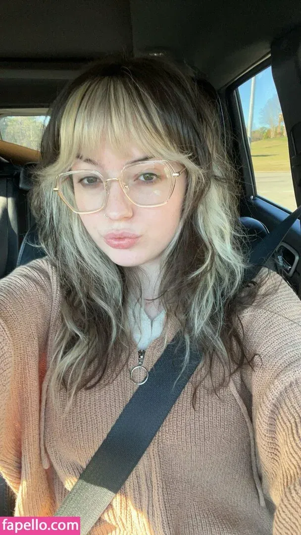 Waluiguigui Onlyfans Photo Gallery 