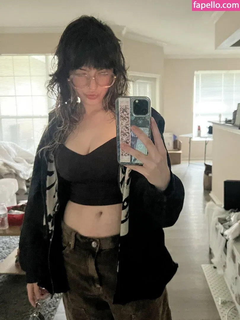 Waluiguigui Onlyfans Photo Gallery 