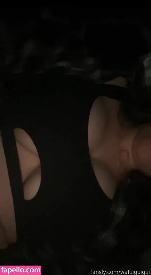 Waluiguigui Onlyfans Photo Gallery 