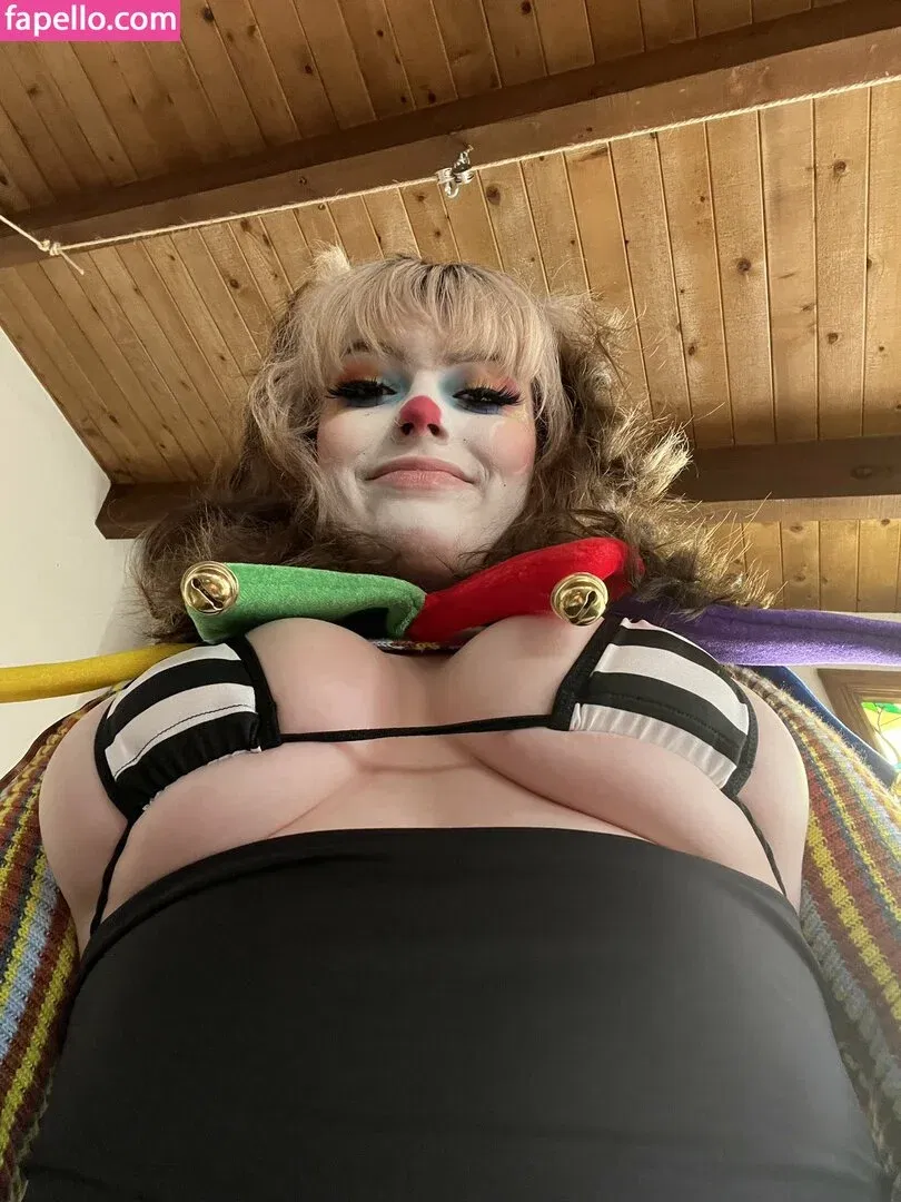 Waluiguigui Onlyfans Photo Gallery 