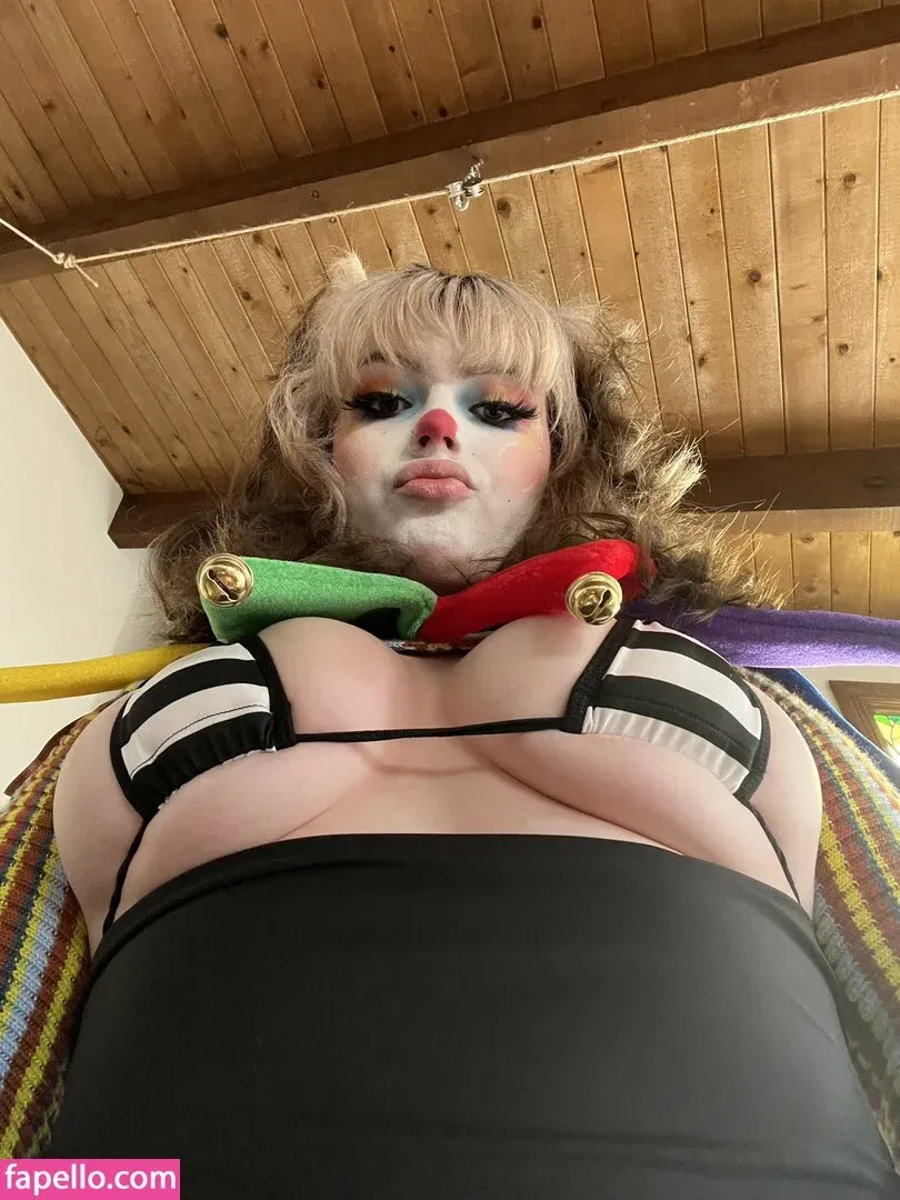 Waluiguigui Onlyfans Photo Gallery 