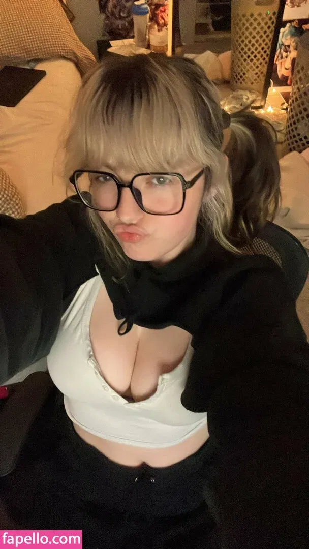 Waluiguigui Onlyfans Photo Gallery 