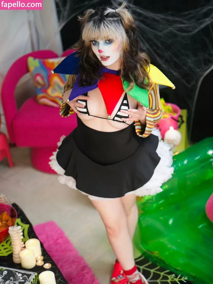 Waluiguigui Onlyfans Photo Gallery 