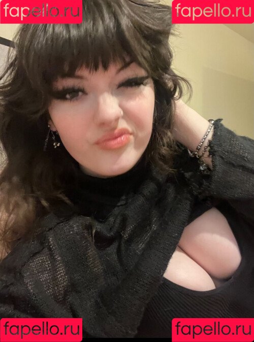 Waluiguigui Onlyfans Photo Gallery 