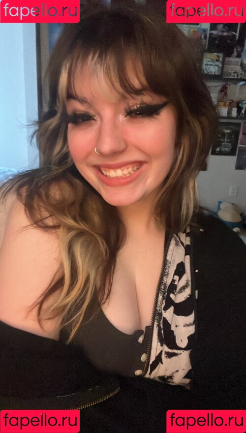 Waluiguigui Onlyfans Photo Gallery 