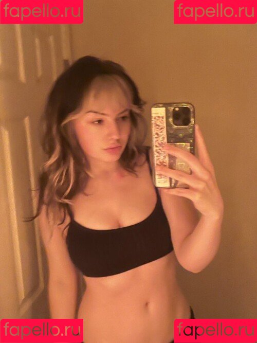 Waluiguigui Onlyfans Photo Gallery 