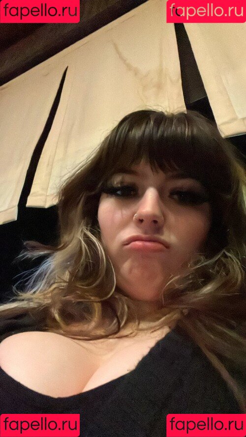 Waluiguigui Onlyfans Photo Gallery 