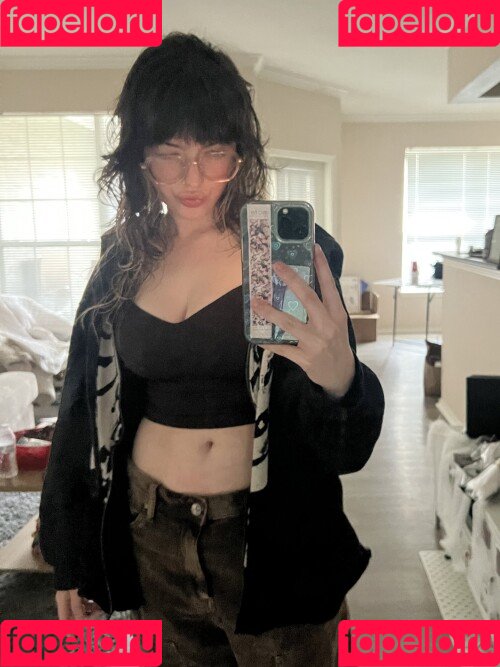 Waluiguigui Onlyfans Photo Gallery 