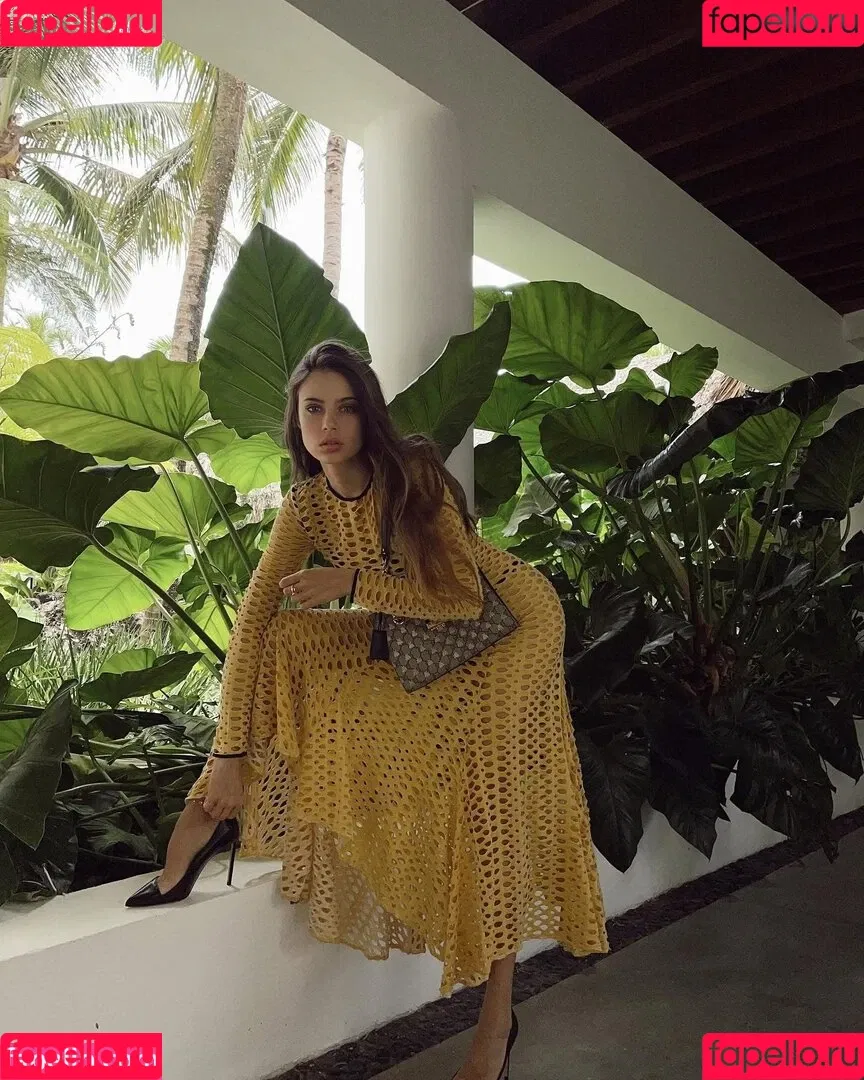 Xenia Tchoumitcheva Onlyfans Photo Gallery 