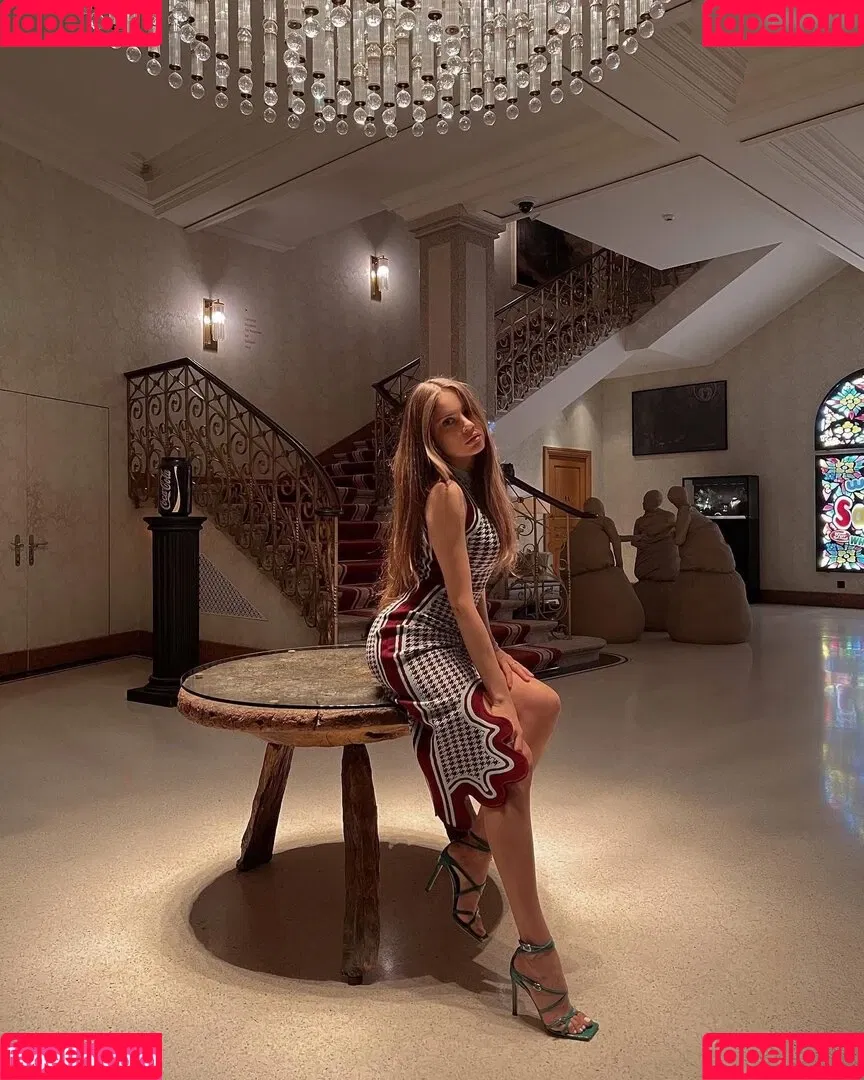Xenia Tchoumitcheva Onlyfans Photo Gallery 