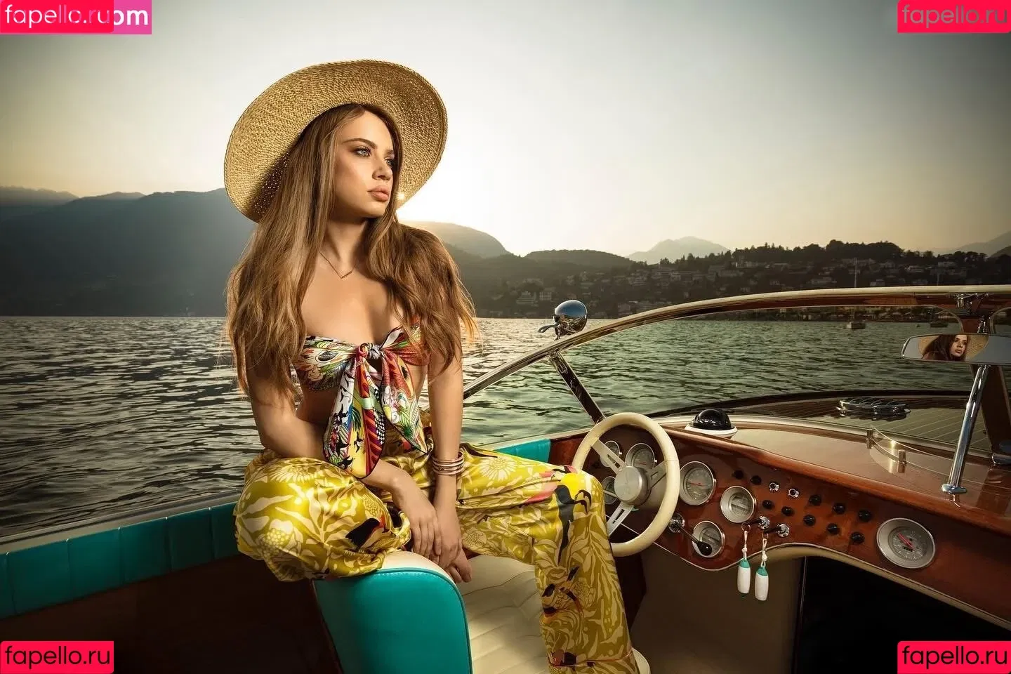 Xenia Tchoumitcheva Onlyfans Photo Gallery 