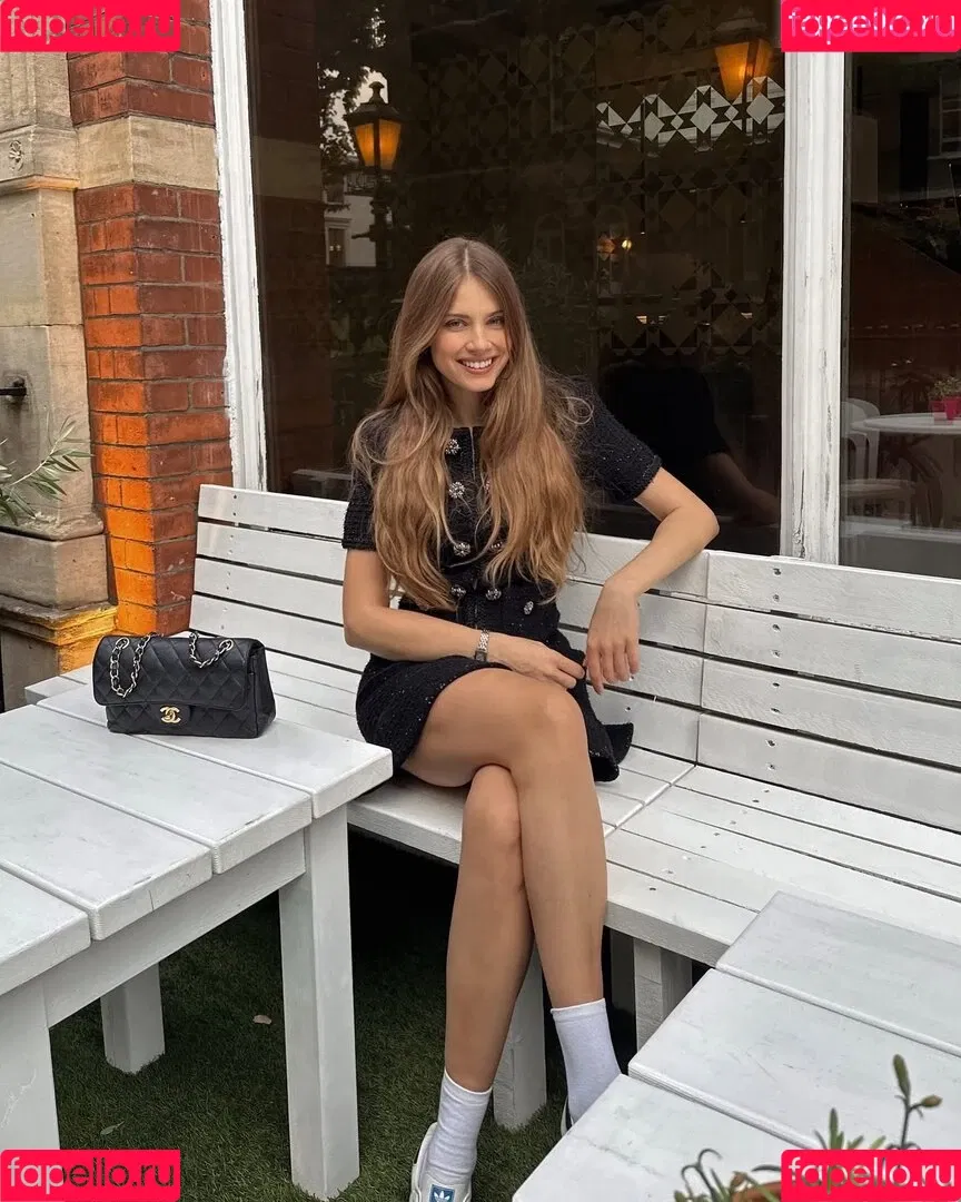 Xenia Tchoumitcheva Onlyfans Photo Gallery 