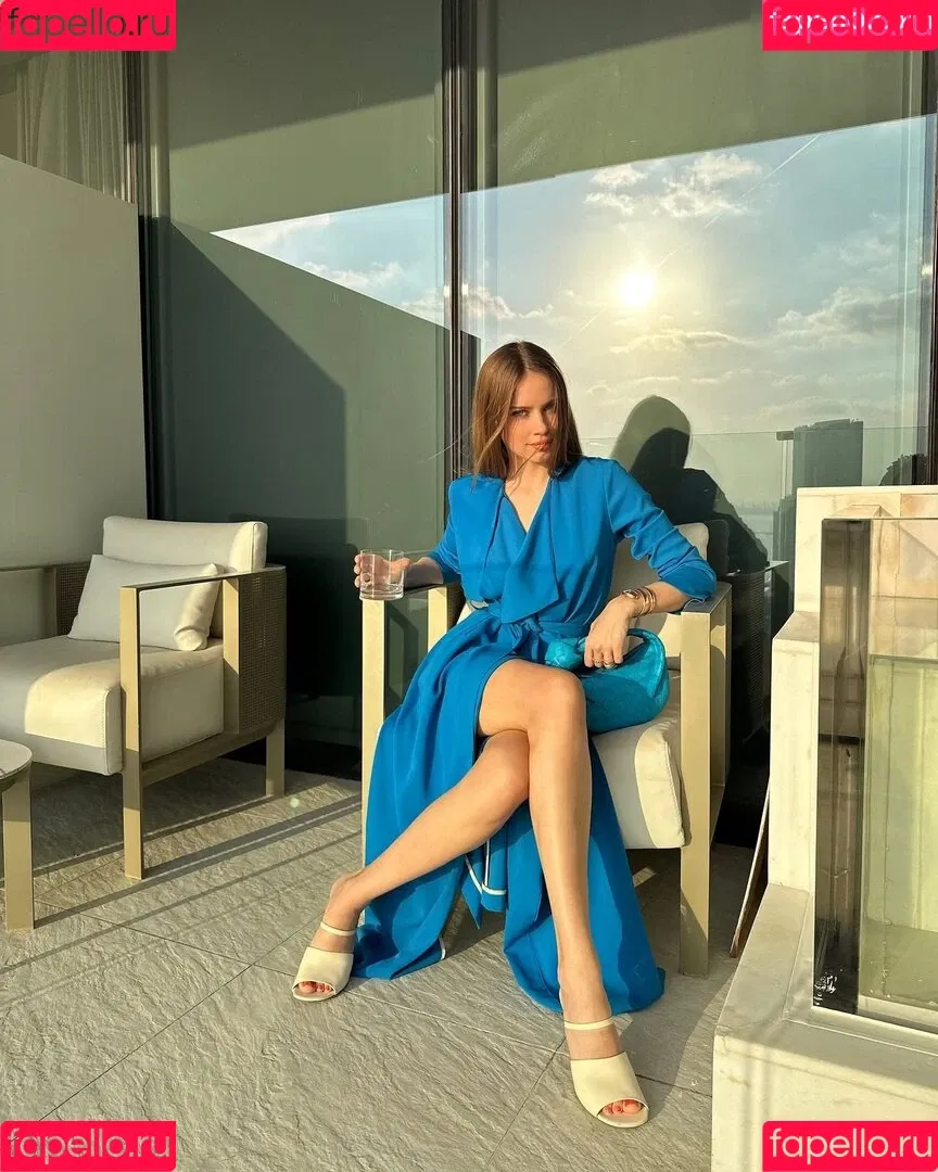 Xenia Tchoumitcheva Onlyfans Photo Gallery 