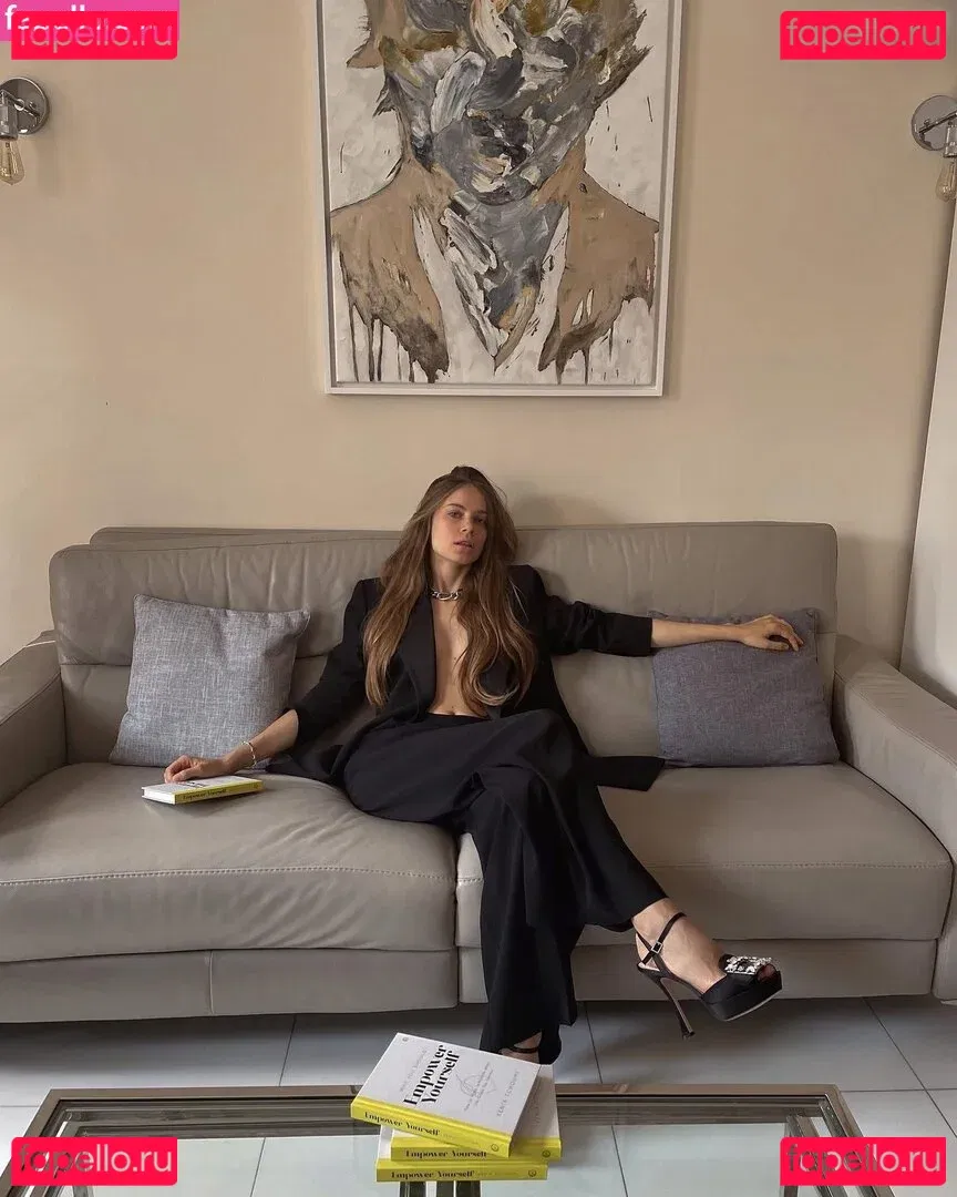 Xenia Tchoumitcheva Onlyfans Photo Gallery 