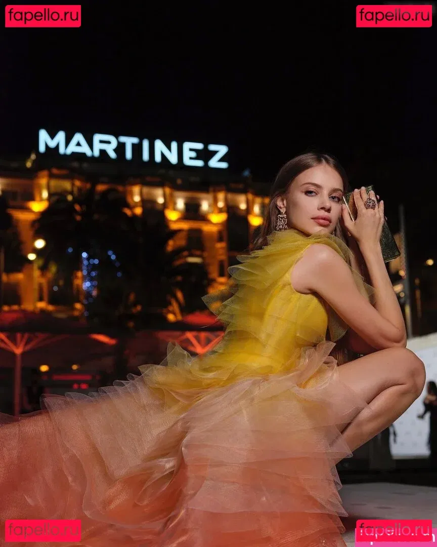 Xenia Tchoumitcheva Onlyfans Photo Gallery 