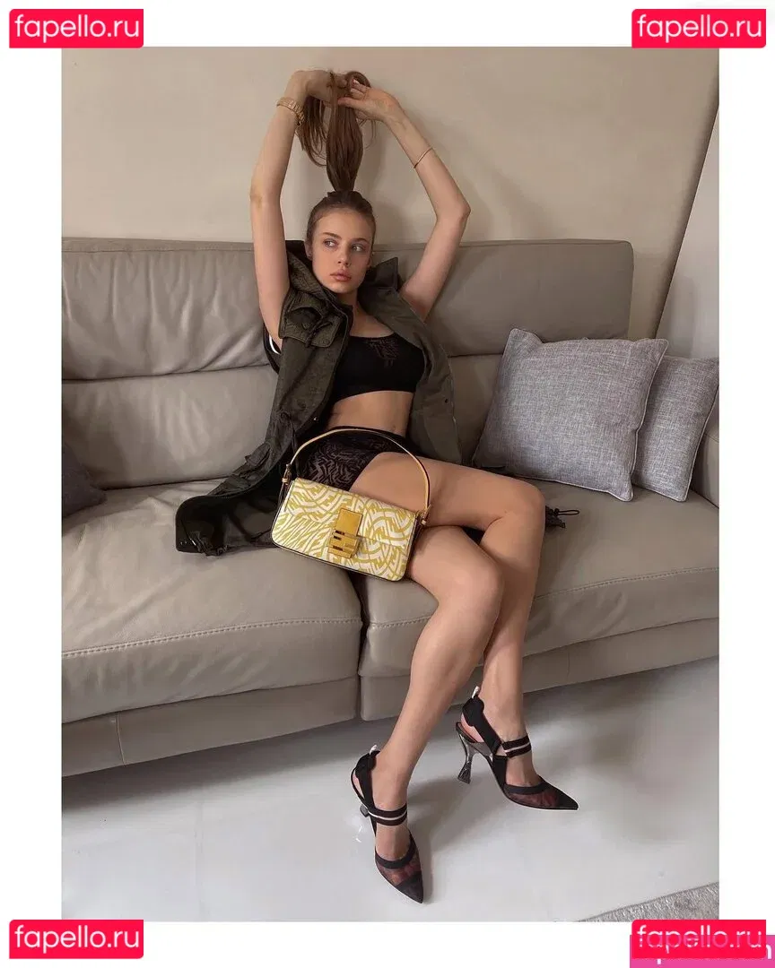 Xenia Tchoumitcheva Onlyfans Photo Gallery 