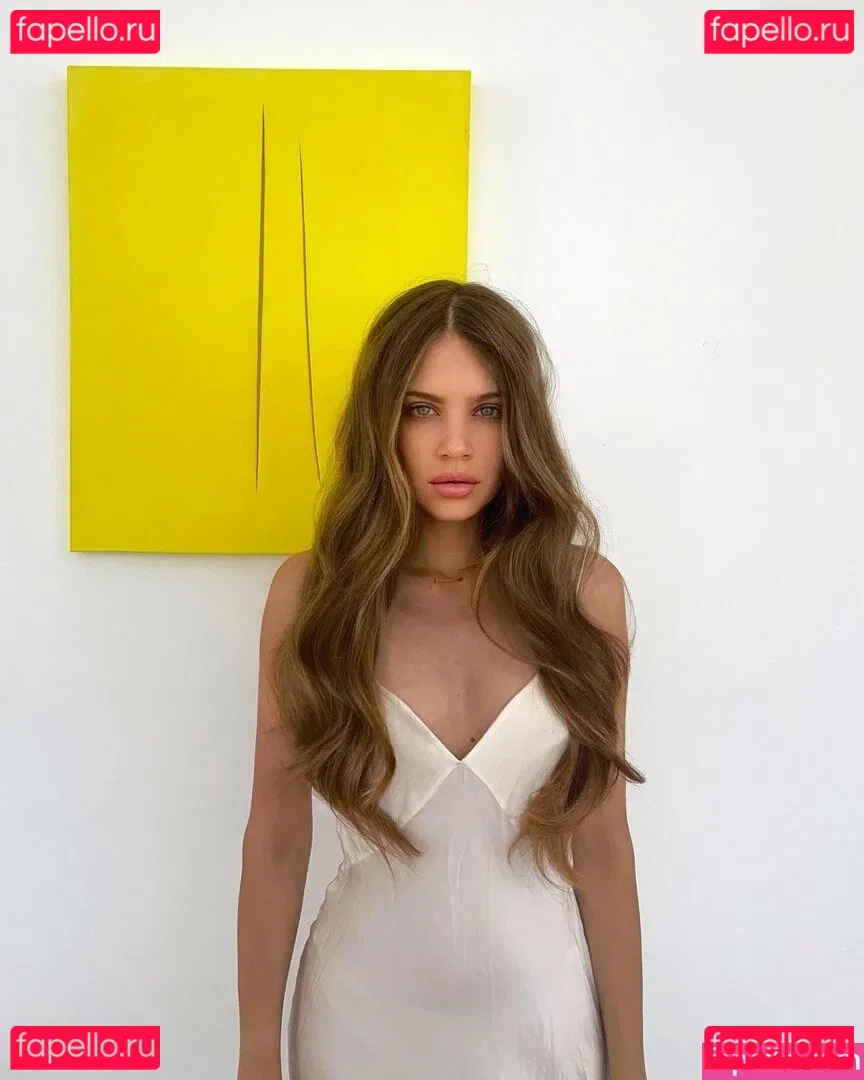 Xenia Tchoumitcheva Onlyfans Photo Gallery 