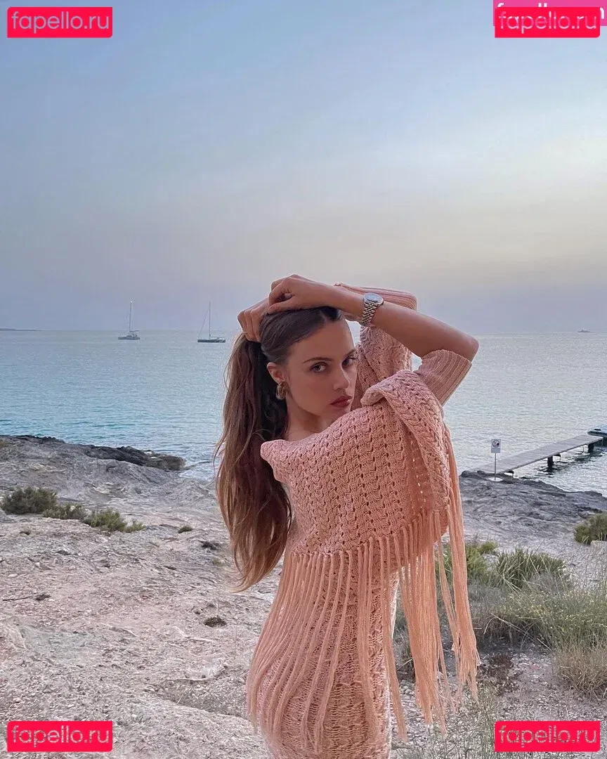 Xenia Tchoumitcheva Onlyfans Photo Gallery 